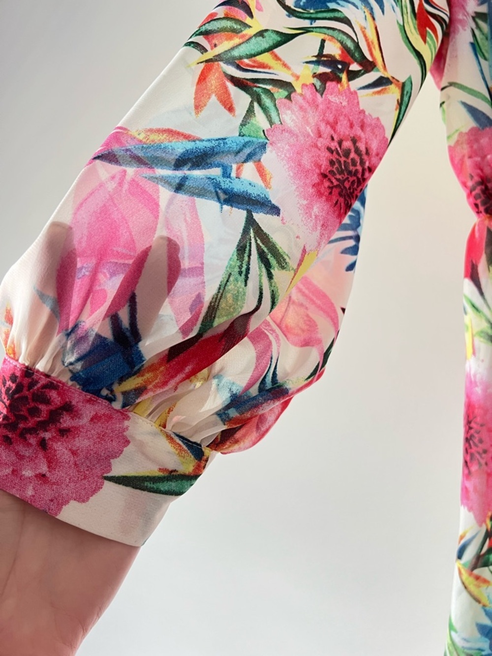 HAODUOYI Floral Wrap Maxi Dress in Cream, Pink and Blue - Picture 6 of 14